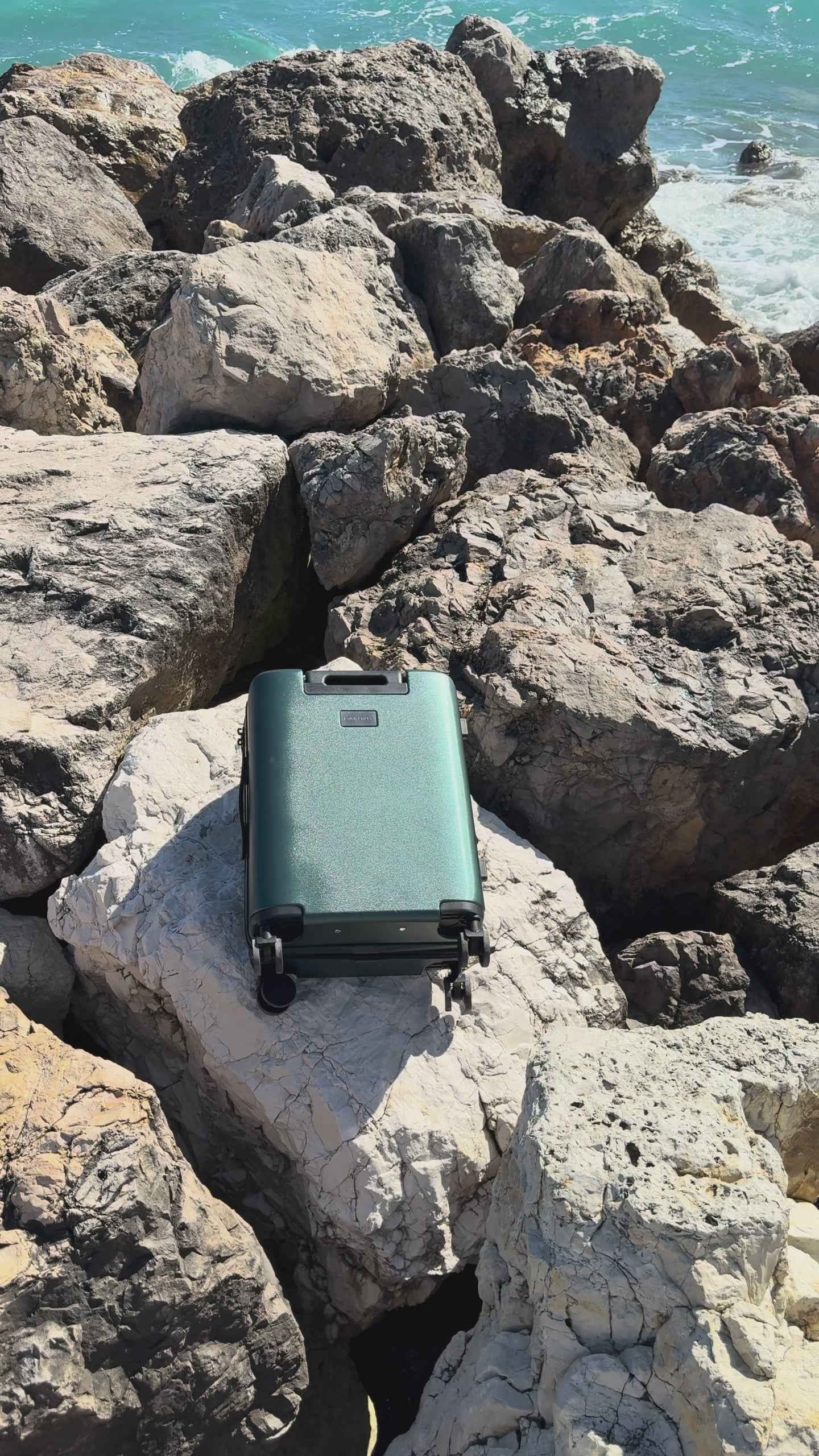 DAKOZO Zen Series – Cabin Suitcase – Deep Green